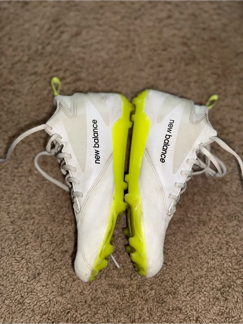 New Balance Kids White and Neon Yellow Mid Lacrosse Cleats Rush v4 Mid size 7
